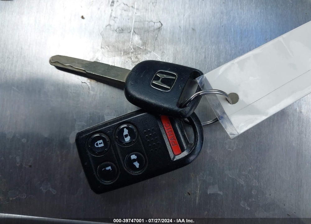 2008 HONDA ODYSSEY EX-L VIN: 5FNRL38758B041187