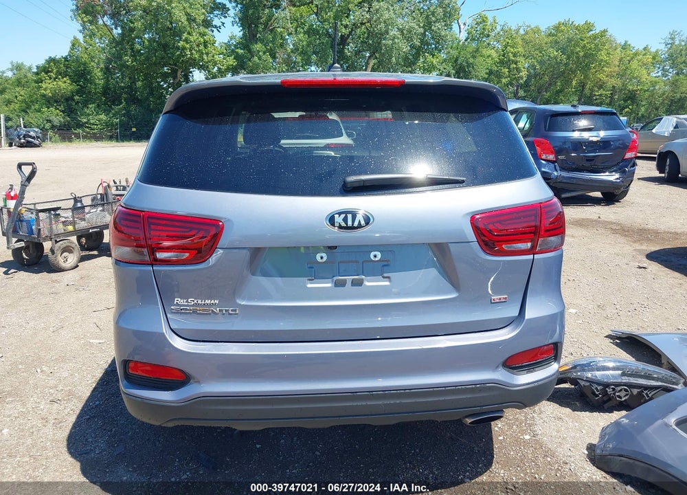 2020 KIA SORENTO 2.4L L VIN: 5XYPG4A38LG664569