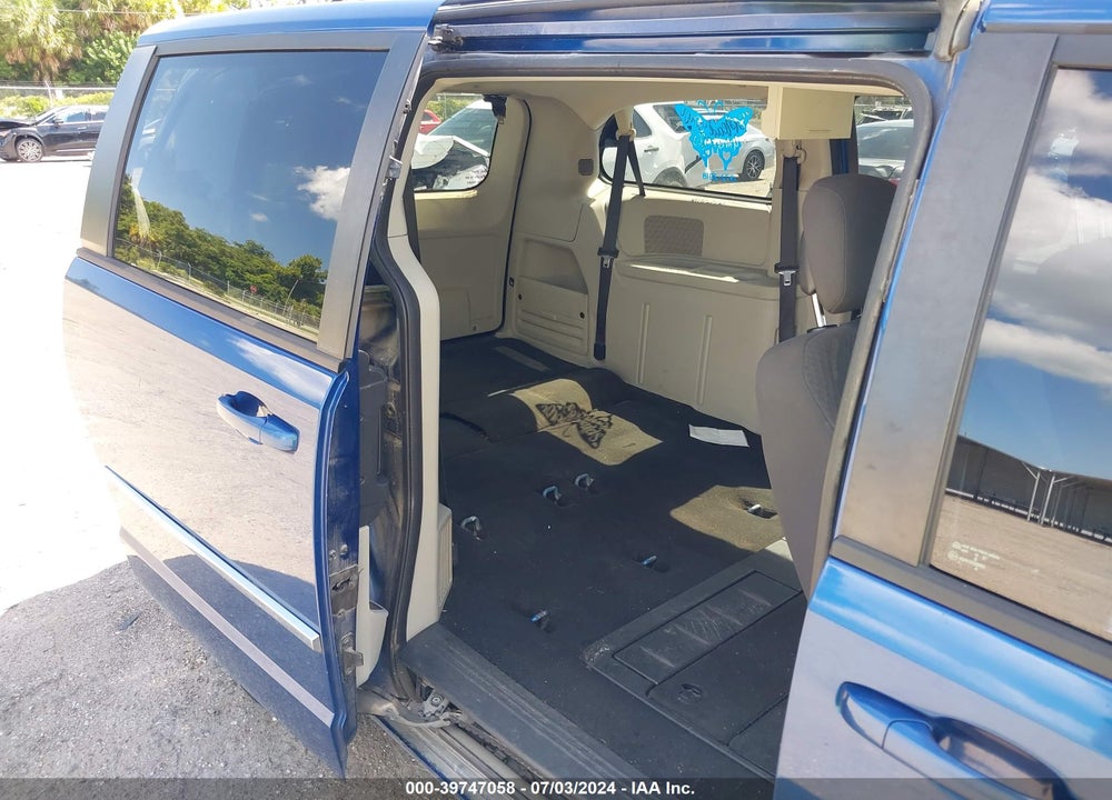 2010 DODGE GRAND CARAVAN SXT VIN: 2D4RN5D11AR459945