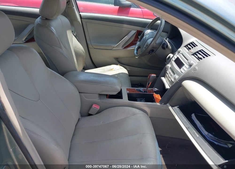 2011 TOYOTA CAMRY XLE V6 VIN: 4T1BK3EK2BU625201