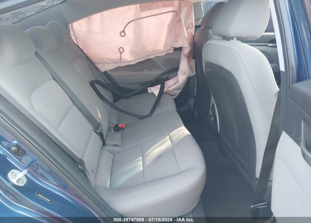 2019 HYUNDAI ELANTRA SEL VIN: 5NPD84LF1KH454491