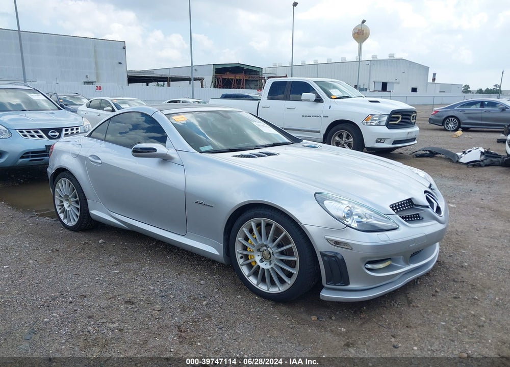 2005 MERCEDES-BENZ SLK 55 AMG VIN: WDBWK73F35F035664