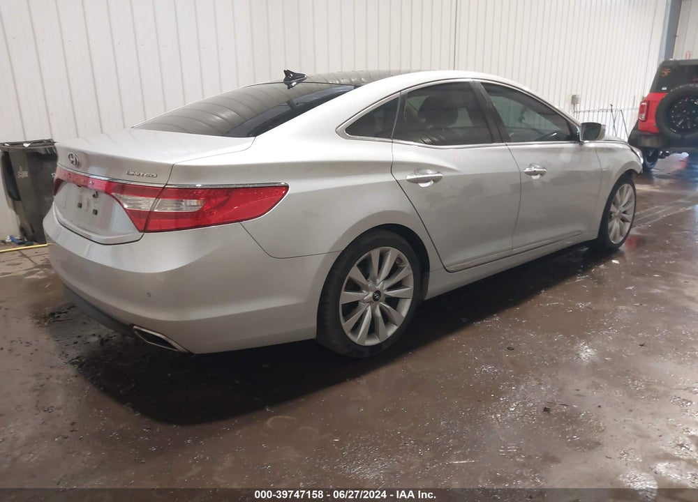 2016 HYUNDAI AZERA LIMITED VIN: KMHFH4JG0GA521533