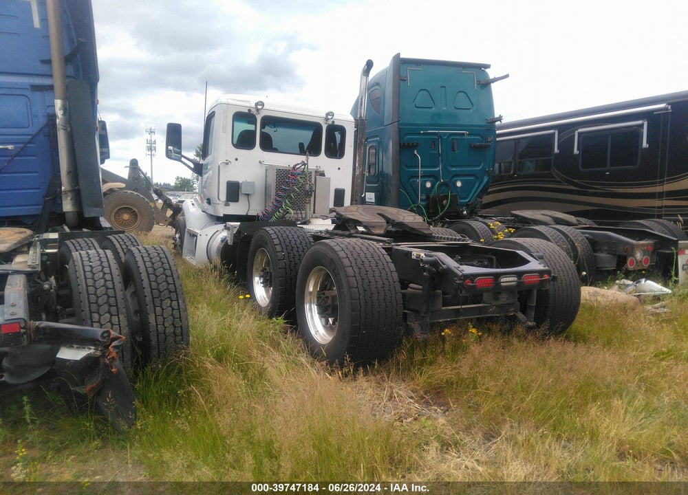 2020 PETERBILT 579 VIN: 1XPBDP9X9LD708393