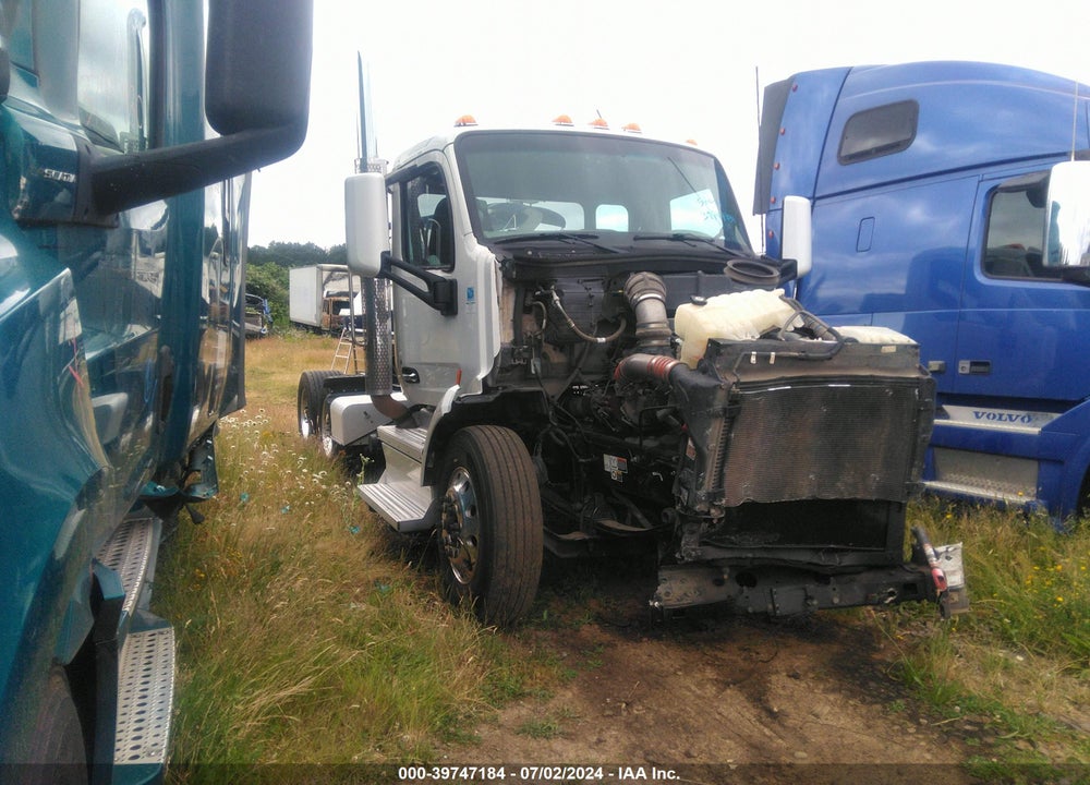 2020 PETERBILT 579 VIN: 1XPBDP9X9LD708393