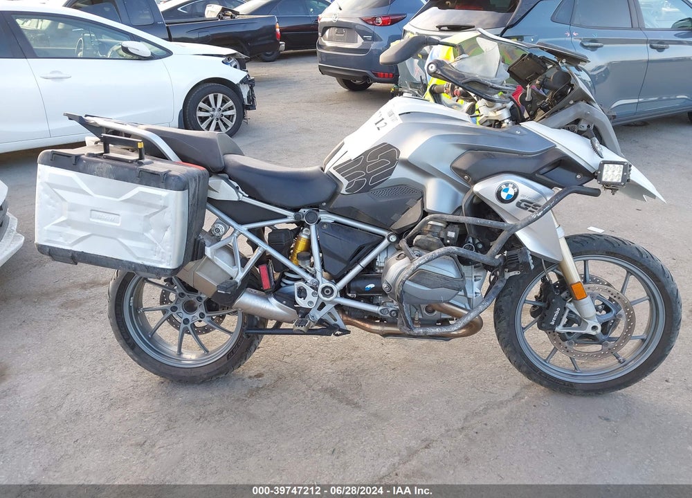 2014 BMW R1200 GS VIN: WB10A1108EZ186436