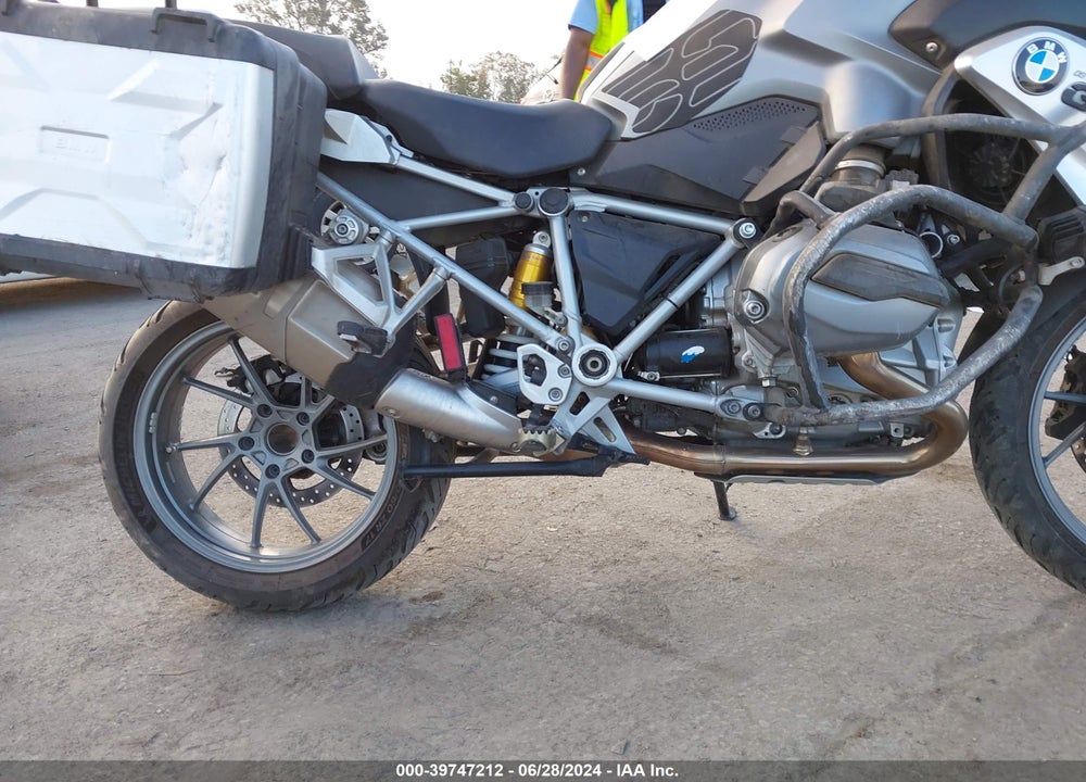 2014 BMW R1200 GS VIN: WB10A1108EZ186436