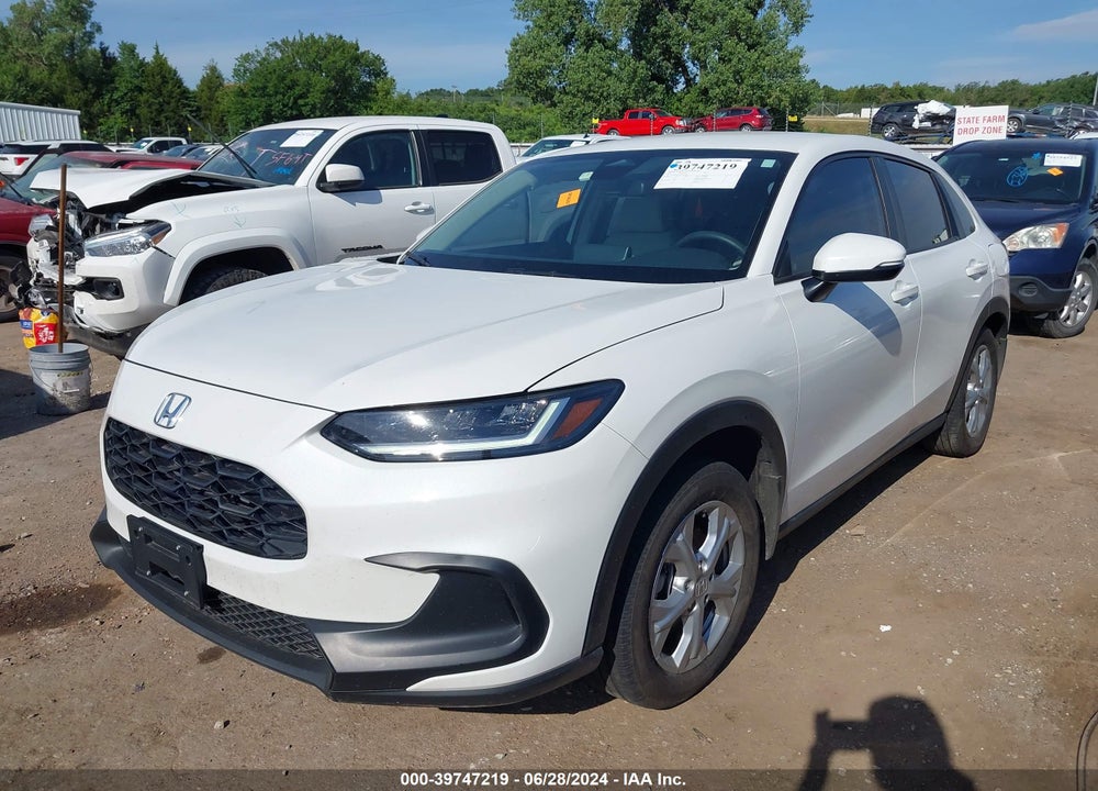 2023 HONDA HR-V 2WD LX VIN: 3CZRZ1H35PM742798