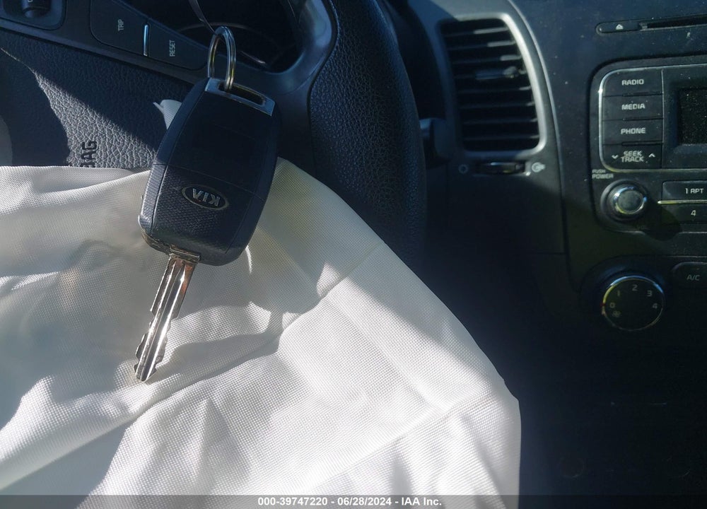2014 KIA FORTE LX VIN: KNAFX4A69E5047941