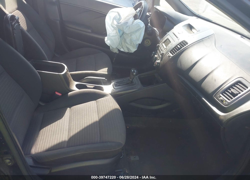 2014 KIA FORTE LX VIN: KNAFX4A69E5047941