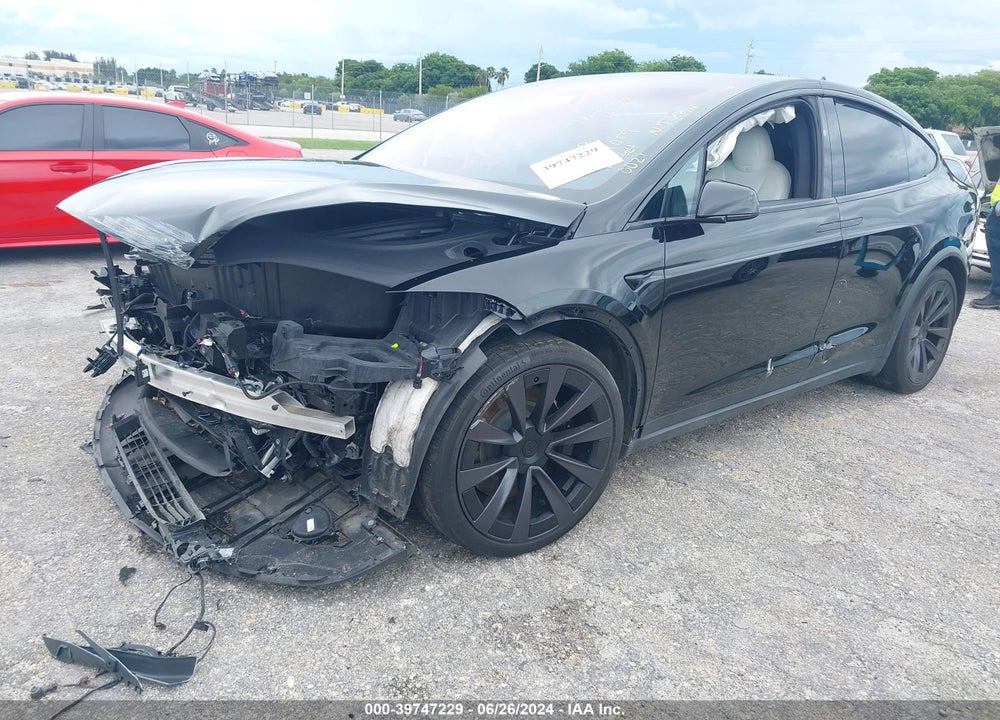 2022 TESLA MODEL X PLAID TRI MOTOR ALL-WHEEL DRIVE VIN: 7SAXCBE69NF330021
