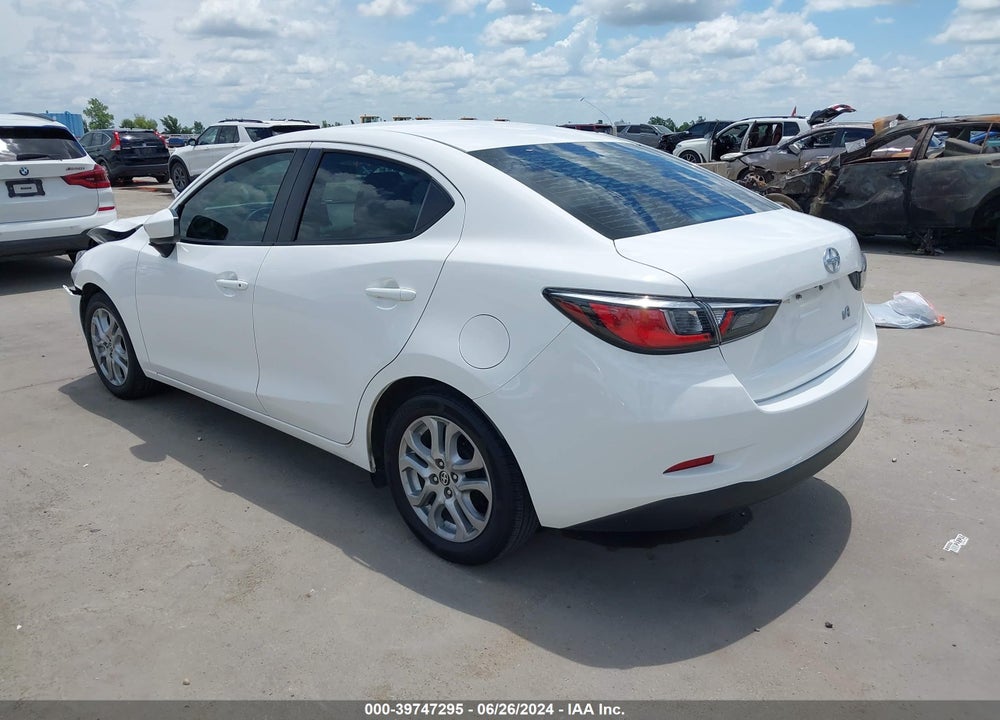 2016 SCION IA VIN: 3MYDLBZV0GY106159