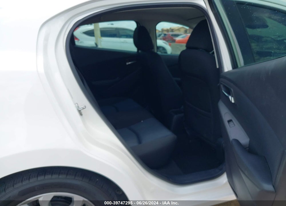 2016 SCION IA VIN: 3MYDLBZV0GY106159
