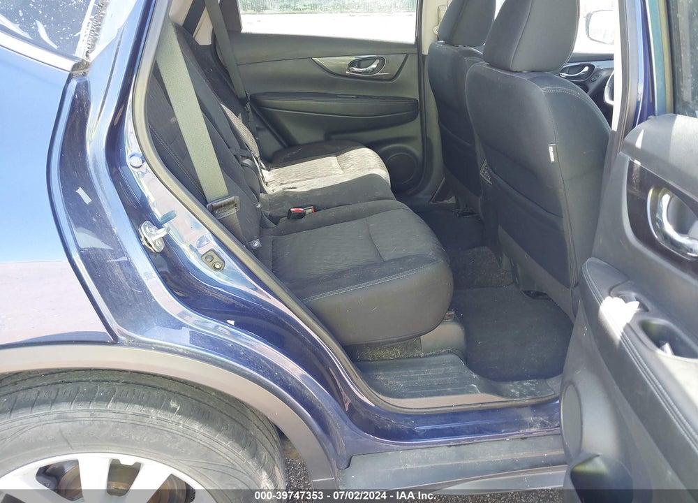 2019 NISSAN ROGUE S VIN: 5N1AT2MT9KC843011