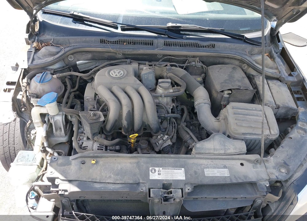 2014 VOLKSWAGEN JETTA 2.0L S VIN: 3VW2K7AJ1EM313613