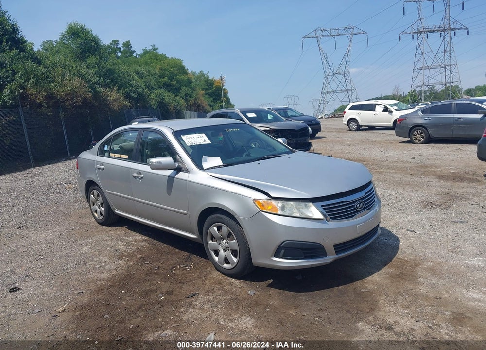 2009 KIA OPTIMA LX VIN: KNAGE228895301997