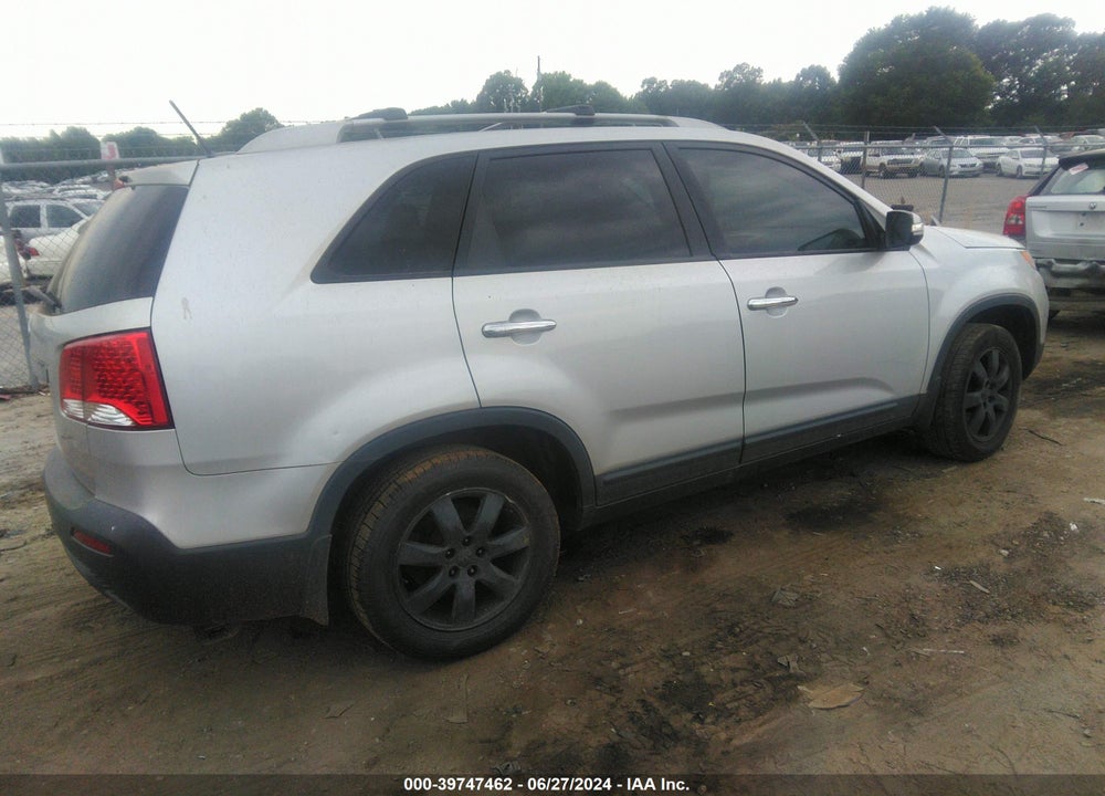 2012 KIA SORENTO VIN: 5XYKT4A61CG283534