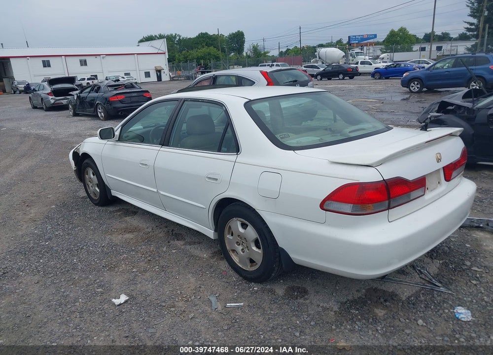 2002 HONDA ACCORD 3.0 EX VIN: 1HGCG16592A008694