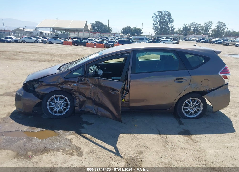 2015 TOYOTA PRIUS V TWO VIN: JTDZN3EU8FJ028072