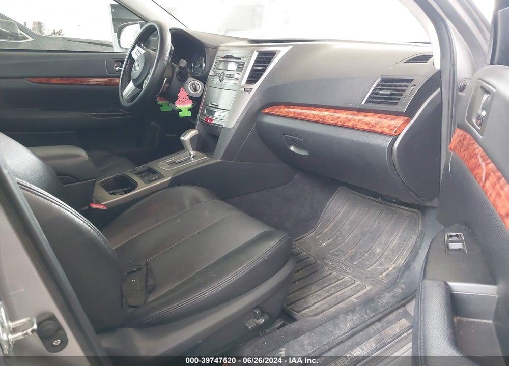 2010 SUBARU LEGACY 2.5I LIMITED VIN: 4S3BMBK67A3226529