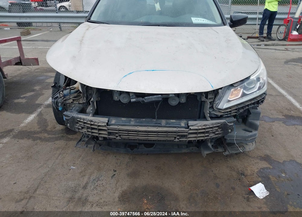 2017 HONDA ACCORD VIN: 1HGCR2F32HA258852