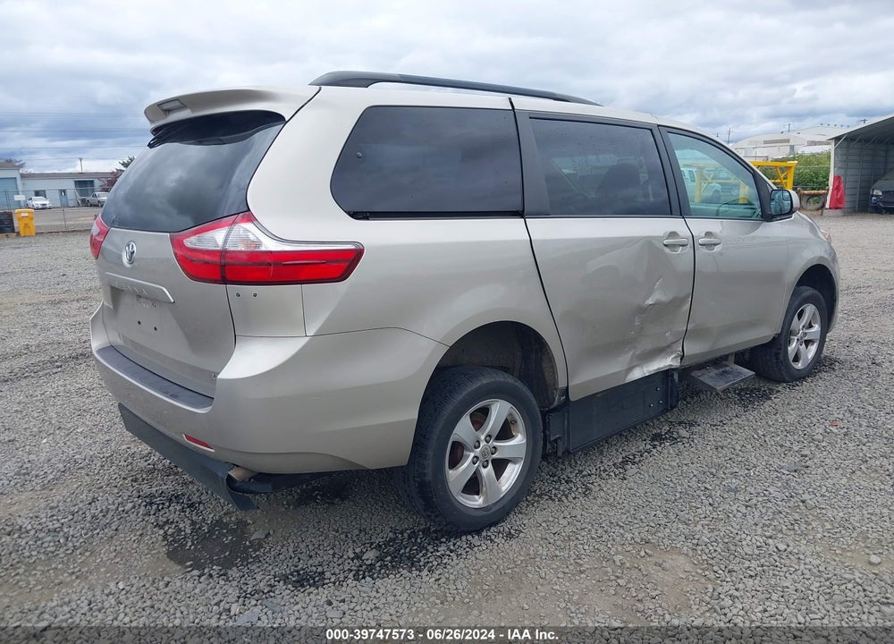2015 TOYOTA SIENNA LE 8 PASSENGER VIN: 5TDKK3DCXFS574488