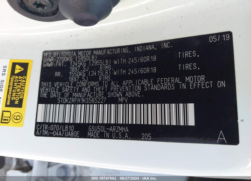 2019 TOYOTA HIGHLANDER XLE VIN: 5TDKZRFH1KS565227