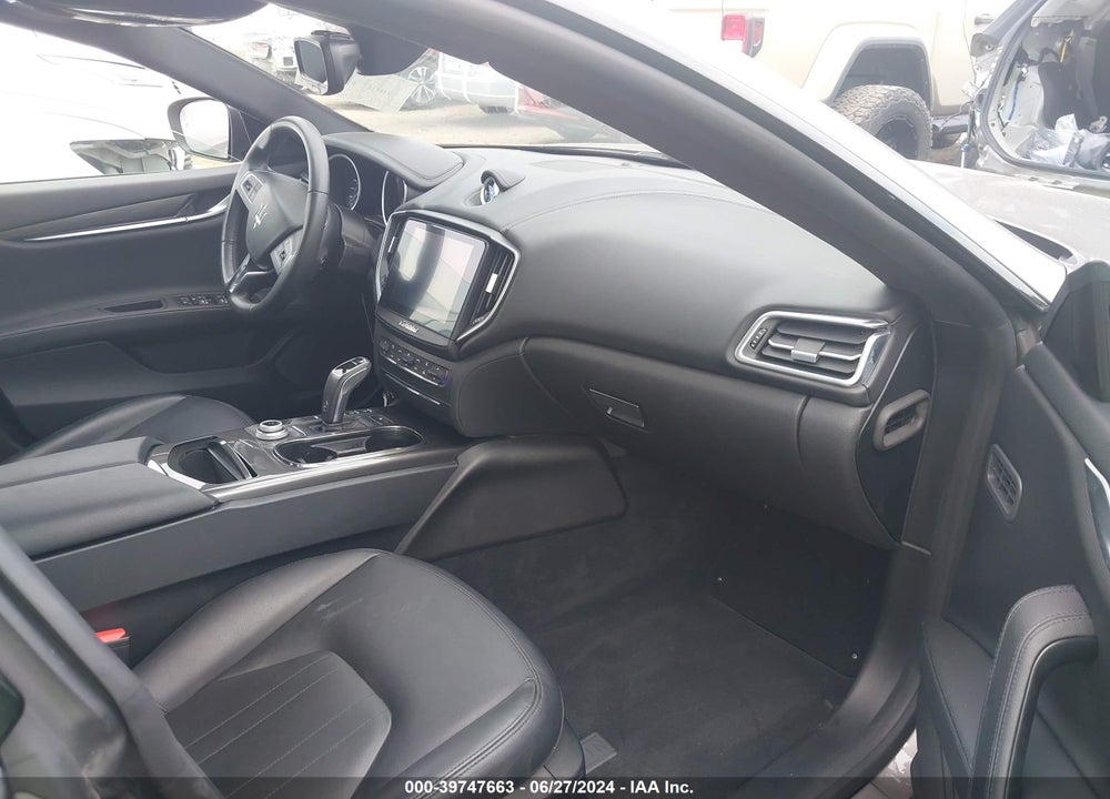 2019 MASERATI GHIBLI VIN: ZAM57XSA1K1320839