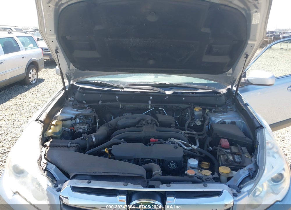 2014 SUBARU OUTBACK 2.5I LIMITED VIN: 4S4BRBKC3E3322053