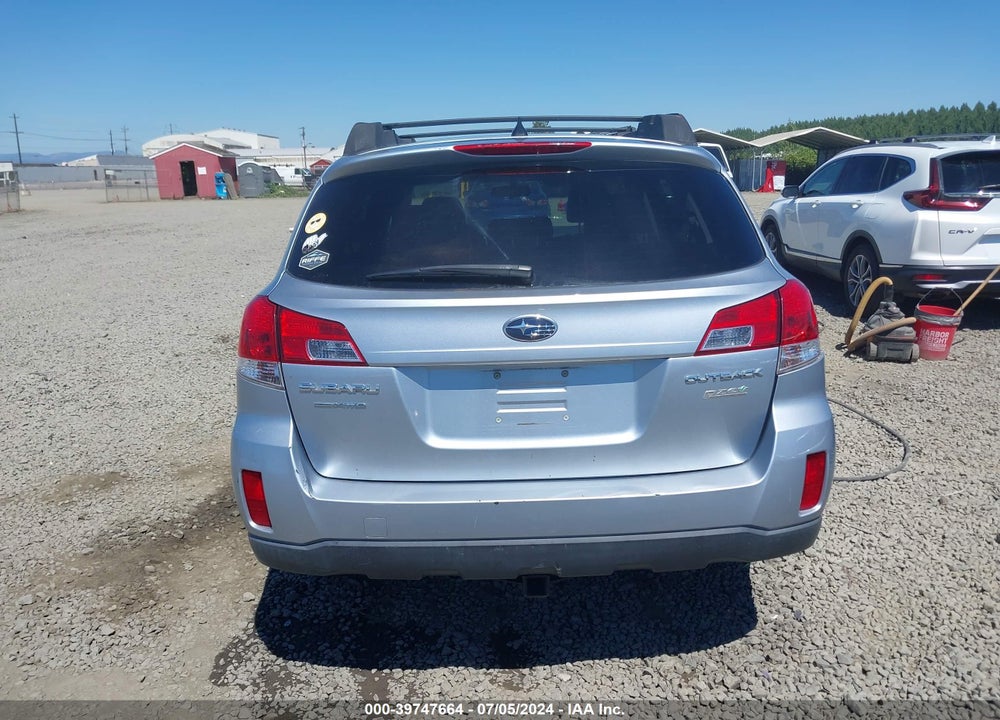 2014 SUBARU OUTBACK 2.5I LIMITED VIN: 4S4BRBKC3E3322053