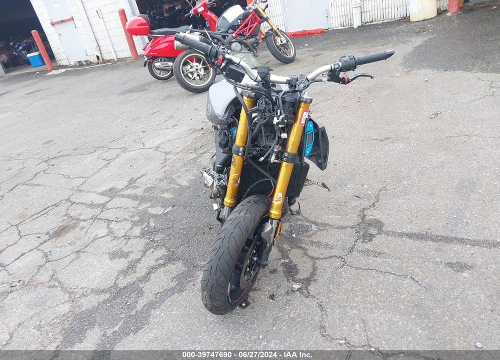 2015 YAMAHA FZ09 VIN: JYARN33E6FA006255
