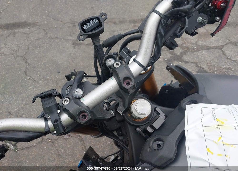 2015 YAMAHA FZ09 VIN: JYARN33E6FA006255