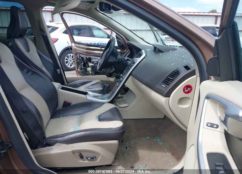 2010 VOLVO XC60 T6/T6 R-DESIGN VIN: YV4992DZ2A2024854