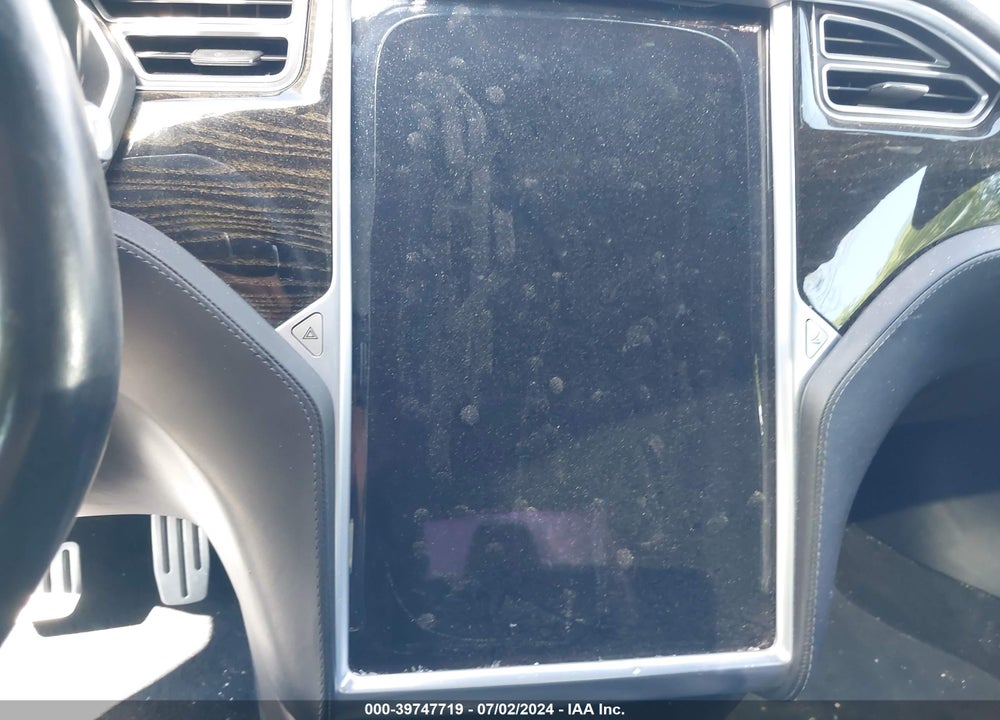 2016 TESLA MODEL S VIN: 5YJSA1E43GF160957