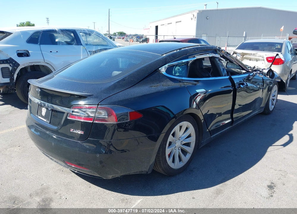 2016 TESLA MODEL S VIN: 5YJSA1E43GF160957