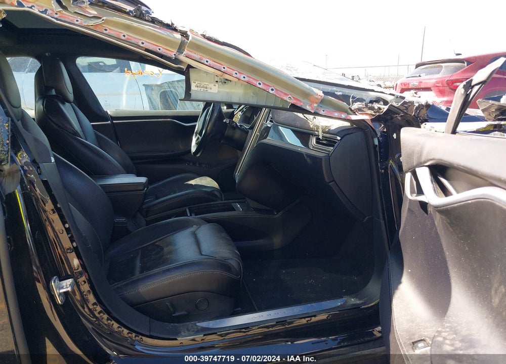 2016 TESLA MODEL S VIN: 5YJSA1E43GF160957