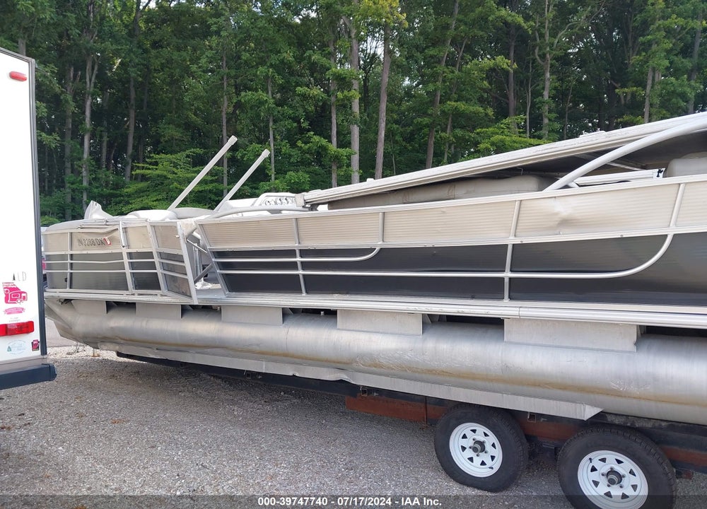 1989 BOAT TRAILER VIN: 1R0BP2825K1904867