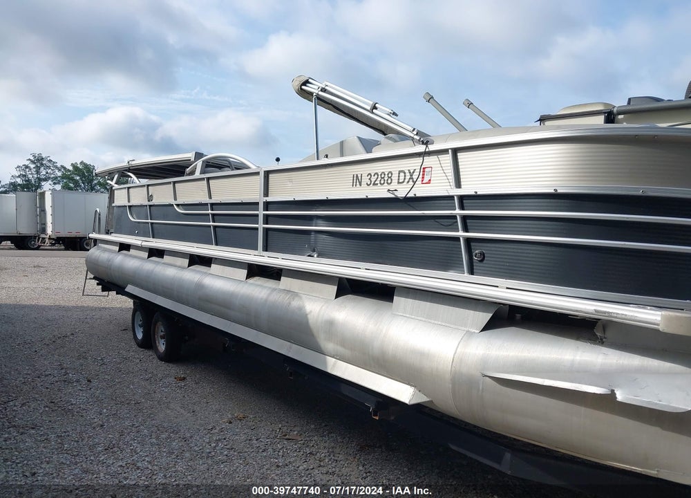 1989 BOAT TRAILER VIN: 1R0BP2825K1904867