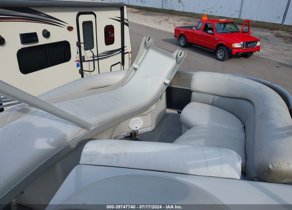 1989 BOAT TRAILER VIN: 1R0BP2825K1904867