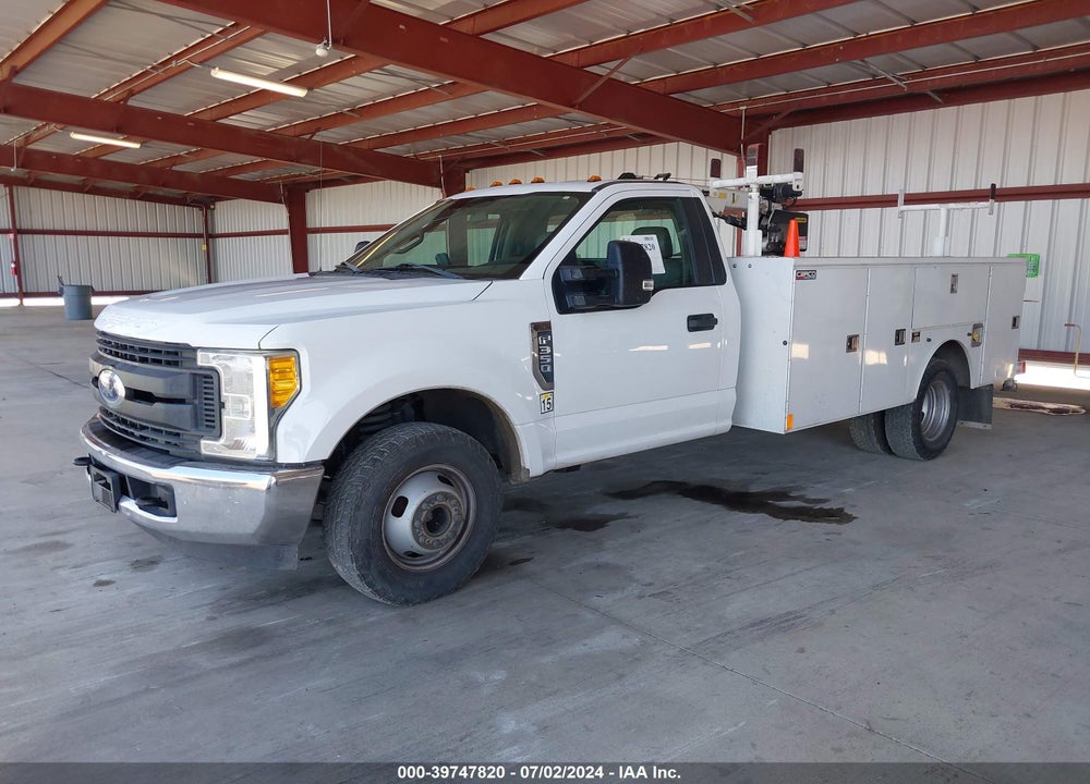 2017 FORD F-350 CHASSIS XL VIN: 1FDRF3G61HEC02311
