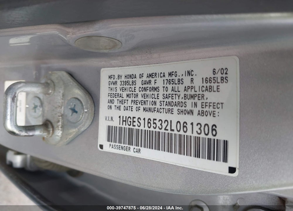 2002 HONDA CIVIC LX VIN: 1HGES16532L061306