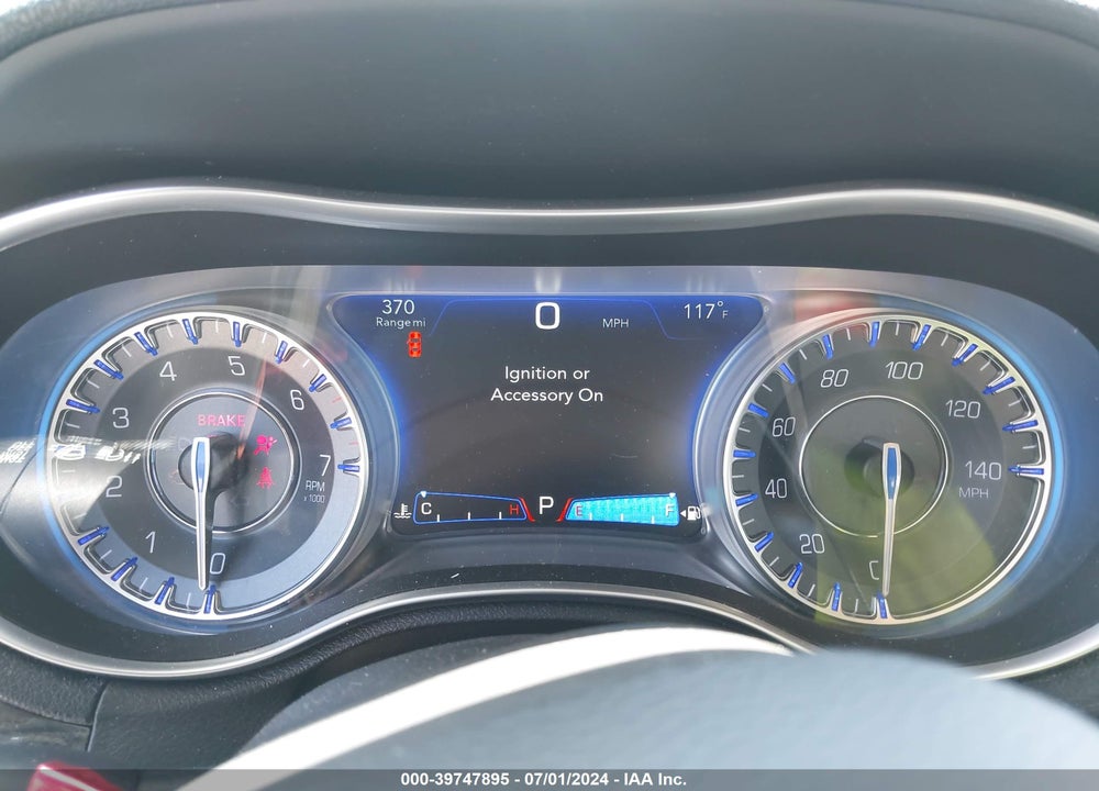 2017 CHRYSLER 300 LIMITED VIN: 2C3CCAAG8HH506385