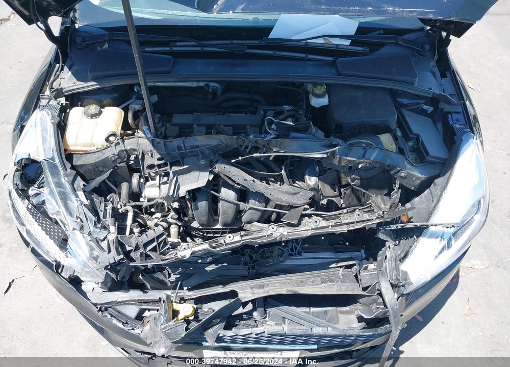 2018 FORD FOCUS SE VIN: 1FADP3K22JL236670