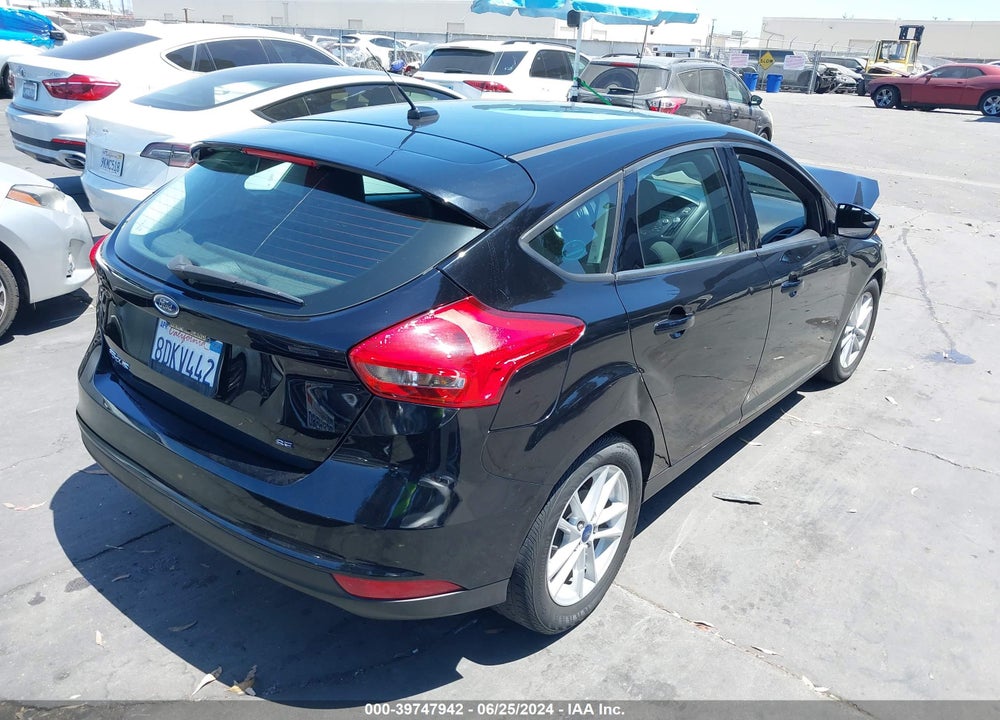 2018 FORD FOCUS SE VIN: 1FADP3K22JL236670