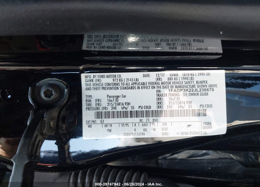 2018 FORD FOCUS SE VIN: 1FADP3K22JL236670