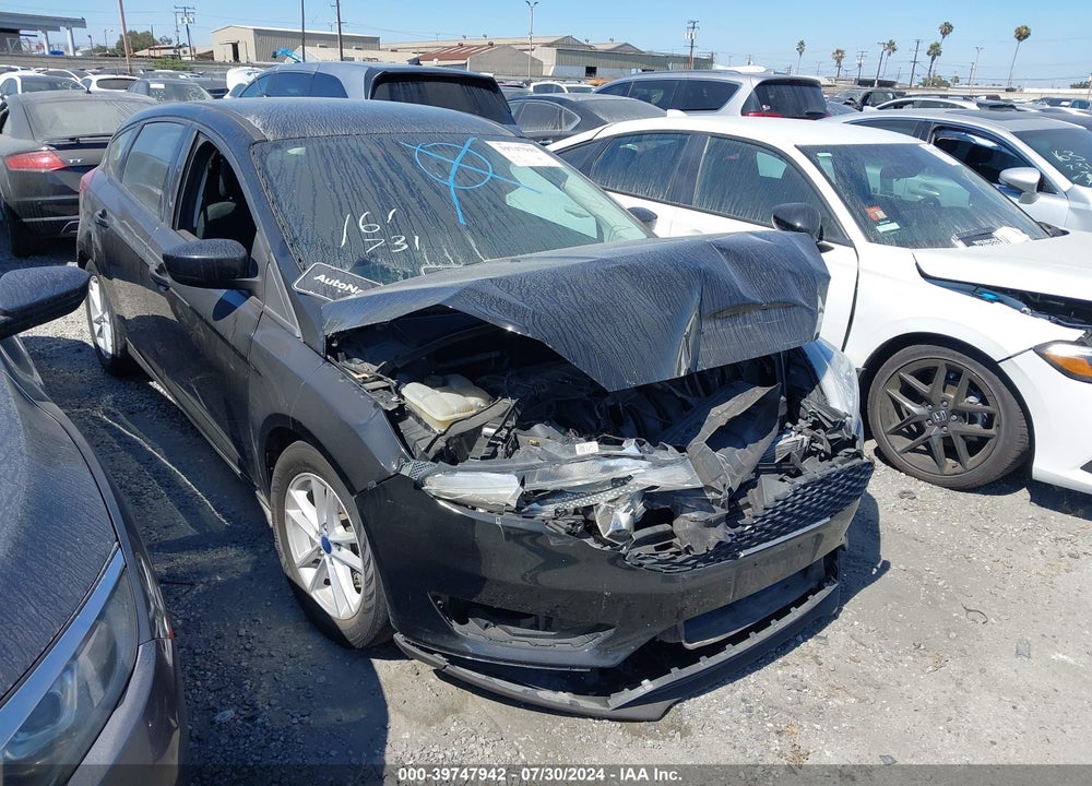 2018 FORD FOCUS SE VIN: 1FADP3K22JL236670