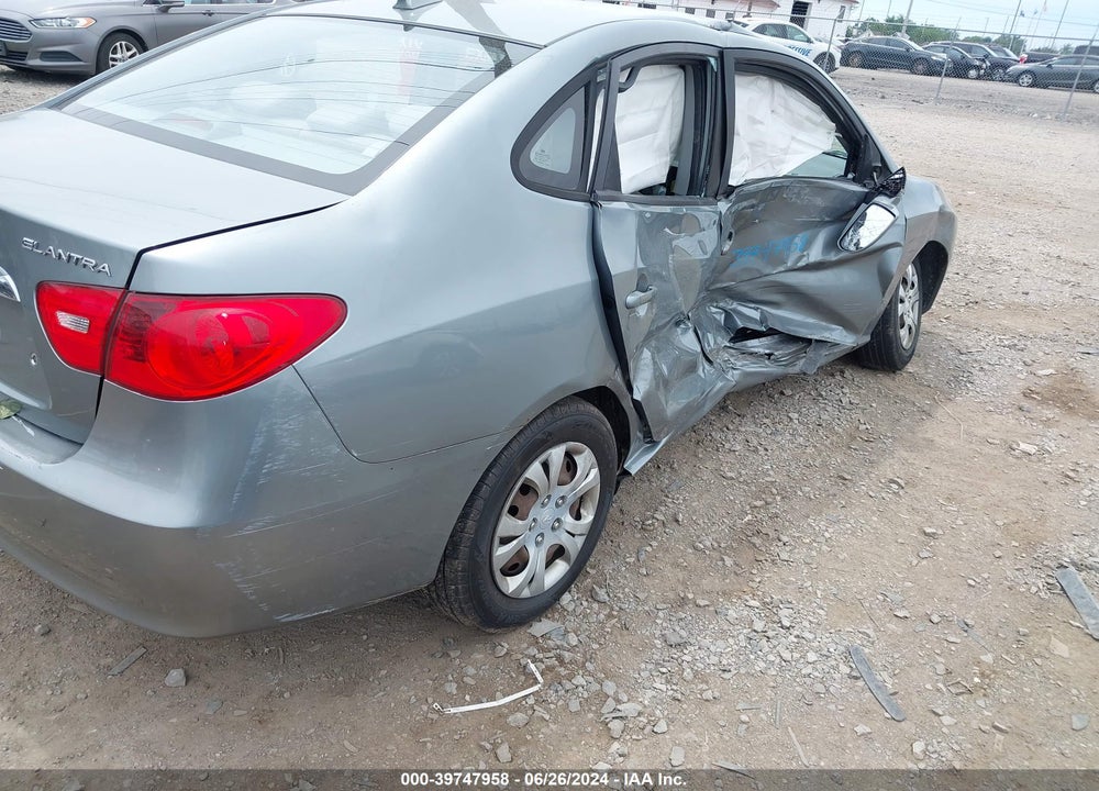 2010 HYUNDAI ELANTRA GLS VIN: KMHDU4AD4AU936255