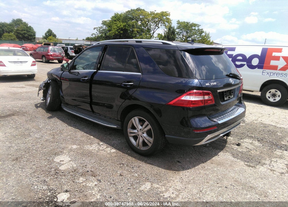 2015 MERCEDES-BENZ ML 350 4MATIC VIN: 4JGDA5HB7FA602409