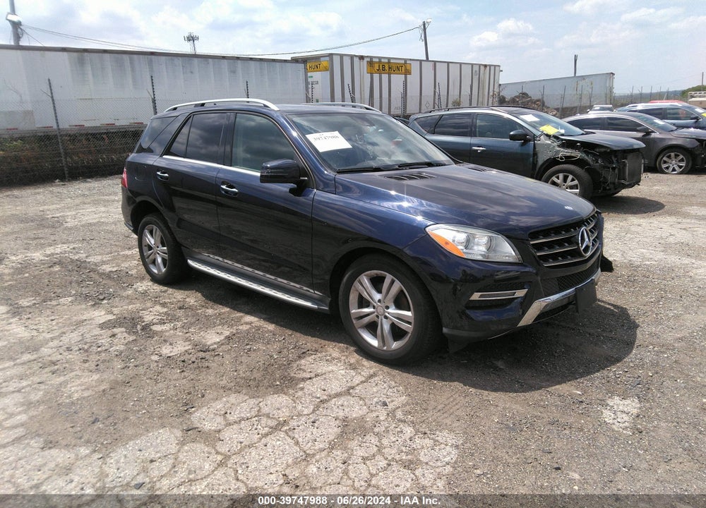 2015 MERCEDES-BENZ ML 350 4MATIC VIN: 4JGDA5HB7FA602409