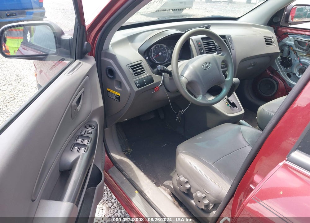 2008 HYUNDAI TUCSON GLS VIN: KM8JM12B88U875050